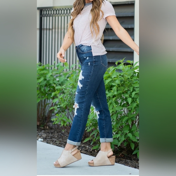 NWT Judy Blue high waist, distressed, boyfriend jeans sz 15 (32) - Picture 7 of 16